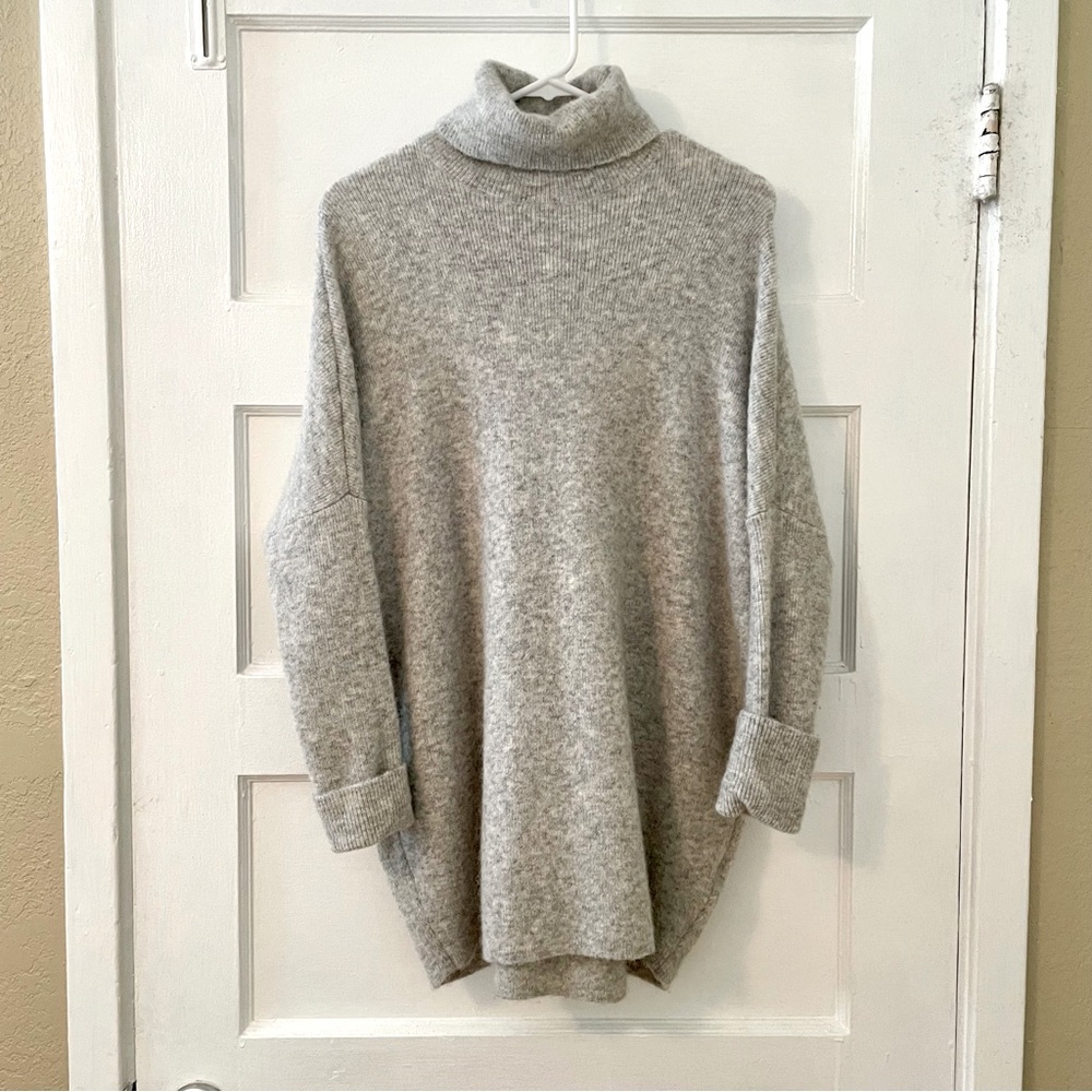 COS Oversized Alpaca Wool Blend Heather Gray Grey Turtleneck Sweater size Small